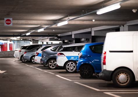 Cheap parking rates in Orchard Road for cars: Free .